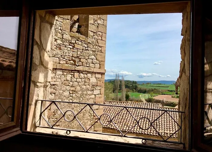 Vive La Vida Rural: Alojamiento En Les Piles. Niu Rural, S.L.